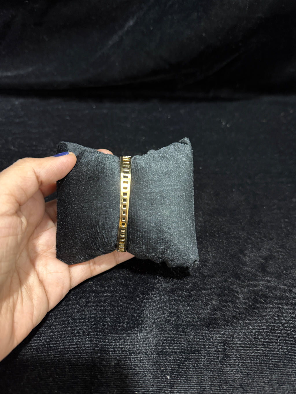 Sleek cz openable bracelet!