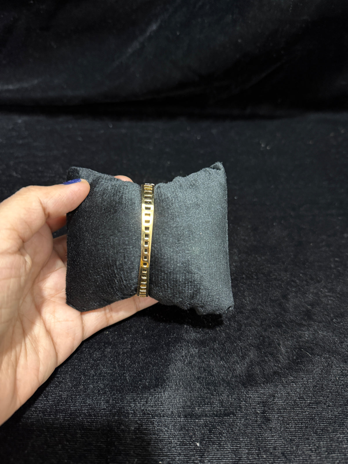 Sleek cz openable bracelet!