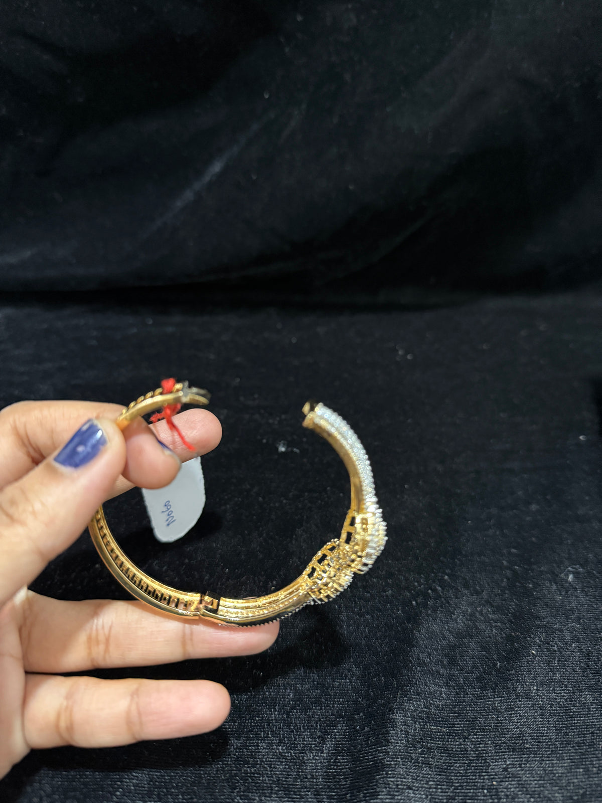 Beautiful cz openable bracelet!