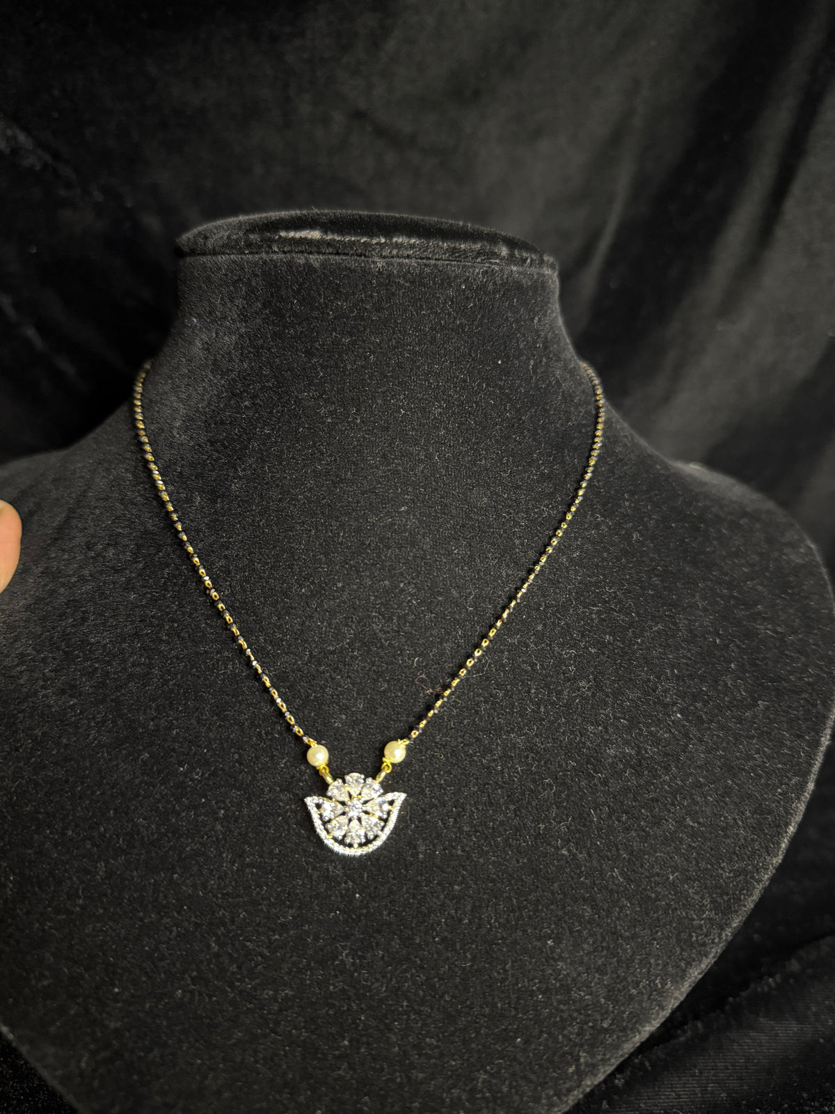 Black diamonds chain with stones pendant!