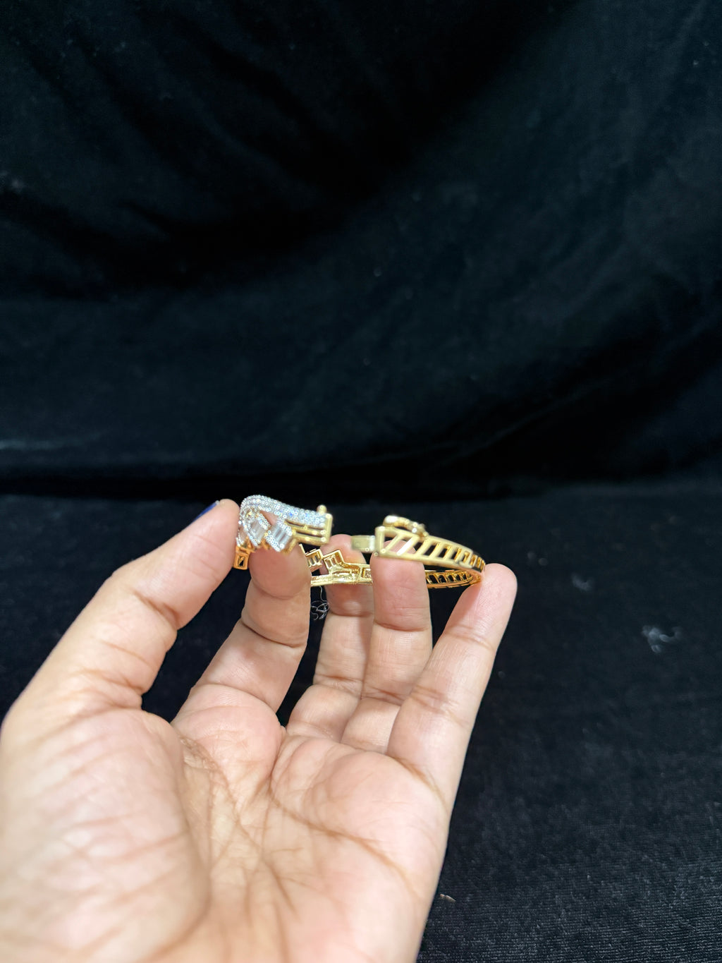 Cz openable bracelet!
